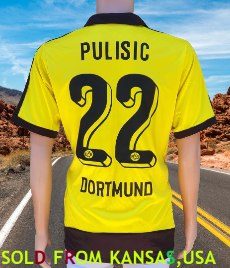 GERMAN BUNDESLIGA BORUSSIA DORTMUND FC 2015 2016 PULISIC 22 HOME PUMA vintage soccer jersey