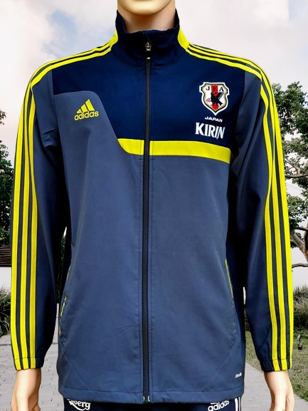 JAPAN 2013 TIRO13 PRESENTATION GRAY & YELLOW ADIDAS CLIMALITE JACKET  ジャージーシャツ MEDIUM # L15341