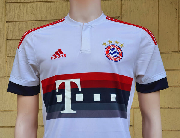 Pin on Bundesliga Kit Deals