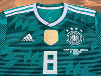 GERMANY 2018 WORLD CUP ADIDAS CLIMALITE KROOS 8 AWAY JERSEY SHIRT M #BR3144 SOLD !!