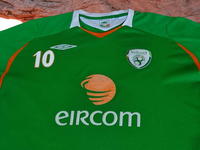 IRELAND 2008-2009 RARE ROBBIE KEANE 10 HOME UMBRO JERSEY SHIRT 2XL /XL
