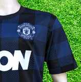 ENGLISH PREMIER MANCHESTER UNITED FC 2013-2014 COMMUNITY SHIELD CHAMPION v. PERSIE 20 JERSEY NIKE SHIRT L
