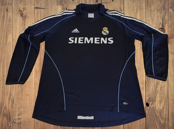 SPANISH LA LIGA REAL MADRID 2005-2006 AWAY JERSEY LEGENDARY