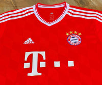 GERMAN BUNDESLIGA BAYERN MUNICH 2013-2014 UEFA SUPER CUP CHAMPION ADIDAS ROBBEN JERSEY LARGE  SOLD OUT!