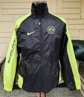 GERMAN BUNDESLIGA BORUSSIA DORTMUND 1997-98 INTERCONTINENTAL CUP CHAMPION NIKE VINTAGE TRAINING TRACK JACKET MEDIUM