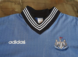 ENGLISH PREMIER NEWCASTLE UNITED FC 1996-1997 PREMIER 2ND, CHARITY SHIELD RUNNER UP, ALAN SHEARER JERSEY ADIDAS MEMORABILIA SHIRT XL 